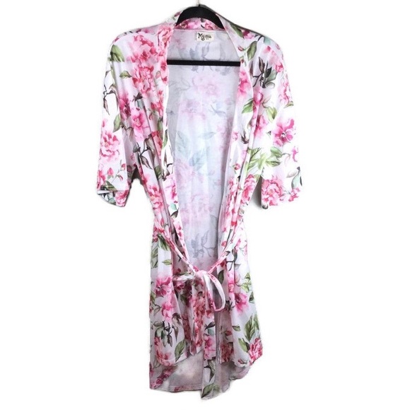 Show Me Your Mumu Brie Floral Tie Front Half Sleeve Robe One Size - Picture 3 of 12